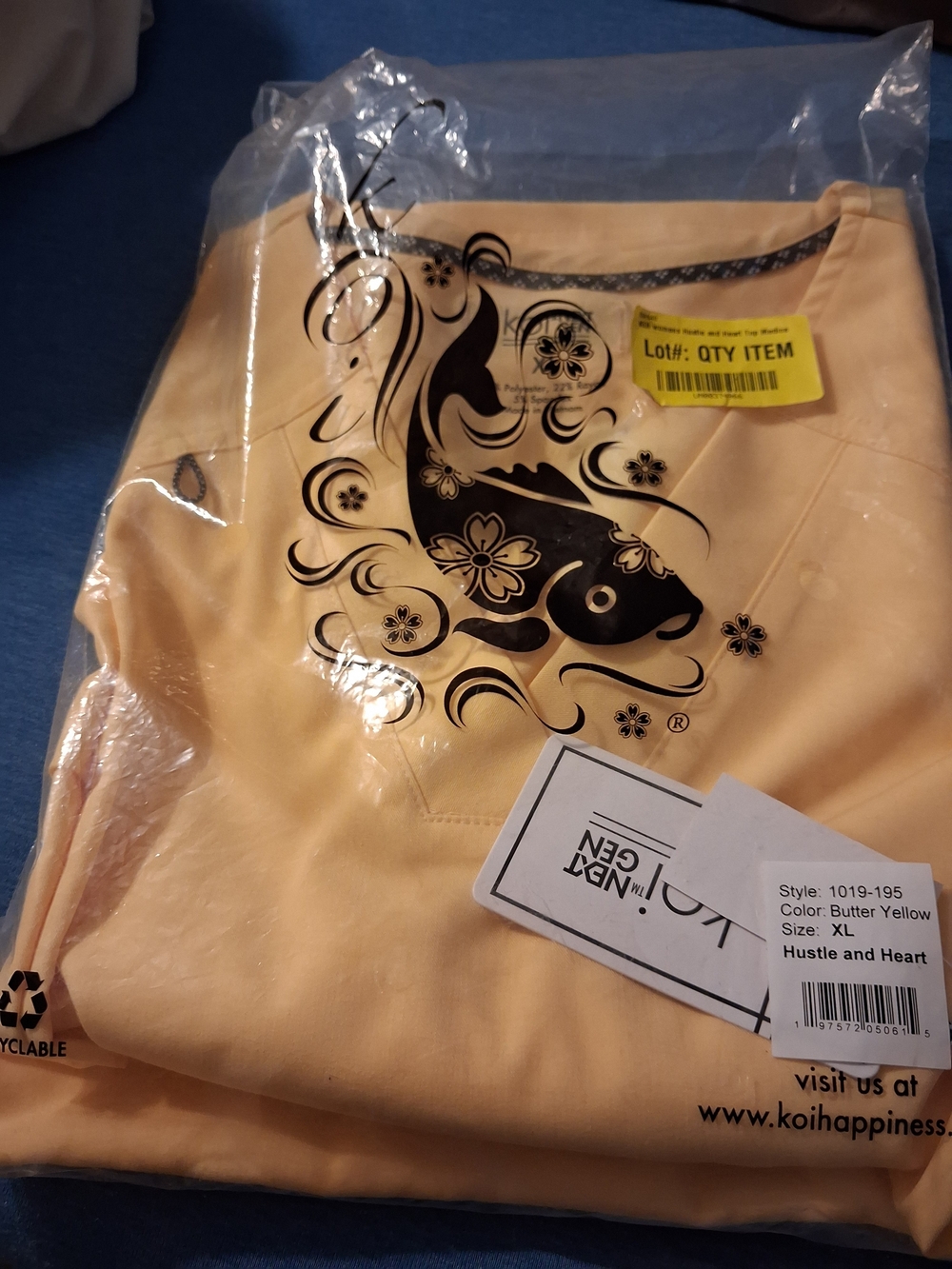 Koi Next Gen Hustle and Heart Scrub Top Womens XL Butter Yellow 1019-195 NWT